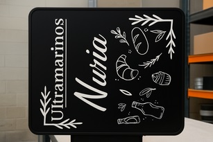 Banderola cuadrada negra