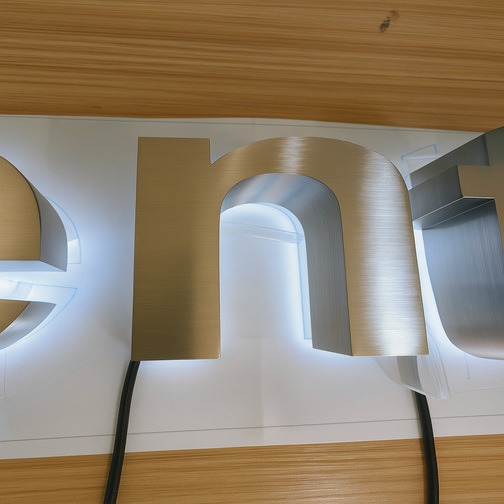 Letras de acero gran formato