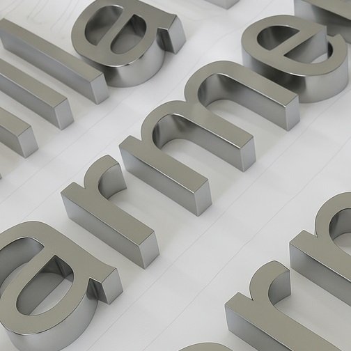 Letras corporeas de acero fabricadas en serie