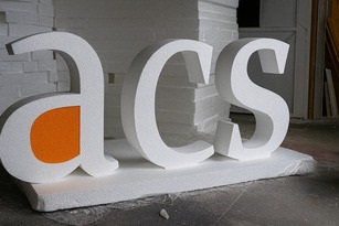 Letras de poliestireno blanco (porexpan)
