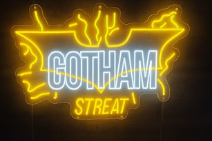 Diseño de logo en neon flex