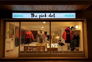 Rótulo luminoso para tiendas de ropa