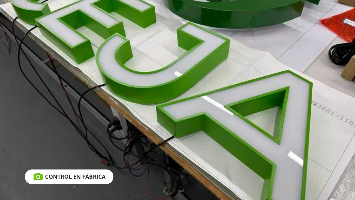letras luminosas