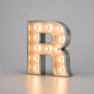Letras Corpóreas de Aluminio Estilo Vintage con Bombillas